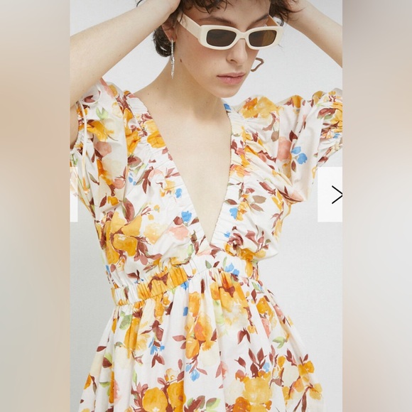 Abercrombie & Fitch Flutter Puff Sleeve Floral V-Neck Blouse Size Small - Picture 1 of 8